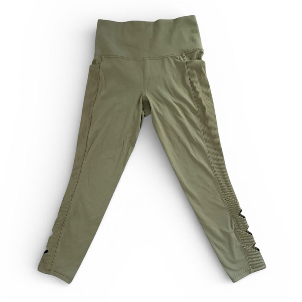 Athleta Women Salutation Stash Pocket II Cutout 7/8 Light Green Leggings Small